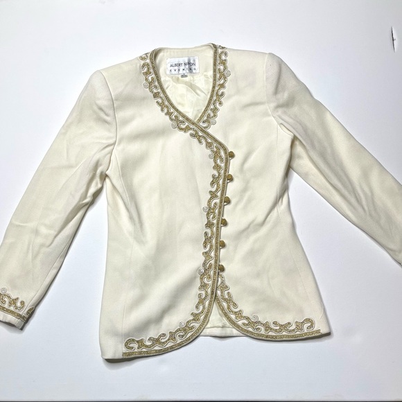 Albert Nipon Glass Bead Blazer - Picture 3 of 9